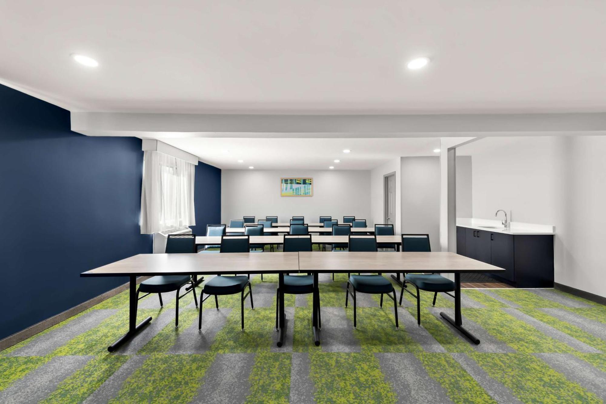 Spark By Hilton Norfolk Extérieur photo